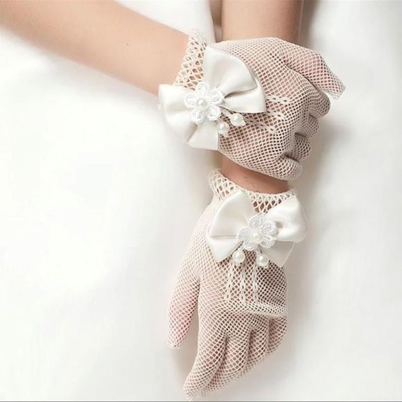 GIRLS mesh bow lace gloves - Picture 1 of 2